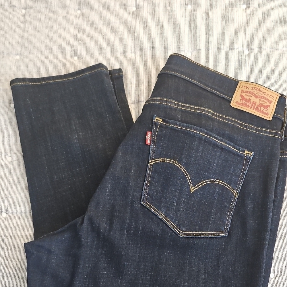 Levi's Dark Wash Jeans